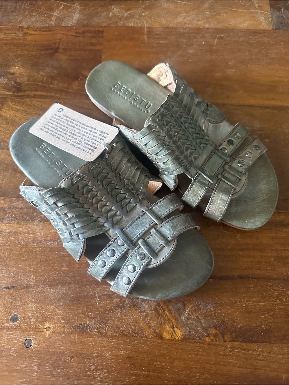 Bed‎ Stu Gteen Leather Woven Slip on sandal flats size 8 NWT